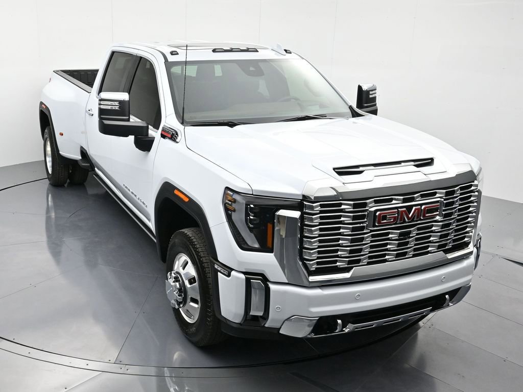New 2026 GMC Sierra 3500 Denali w/ Technology Package image 30