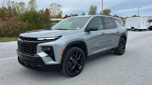 Certified 2024 Chevrolet Traverse RS w/ LPO, Floor Liner Package image 5