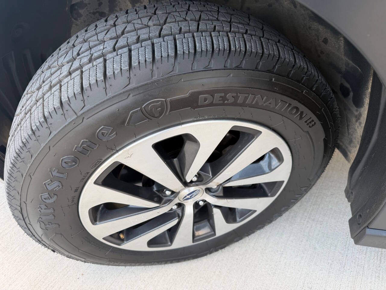 Used 2024 Subaru Outback Premium AWD/4WD image 27