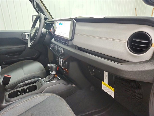 New 2025 Jeep Gladiator Sport image 32