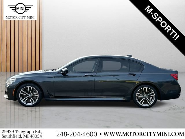 Used 2019 BMW 750i xDrive w/ M Sport Package image 7