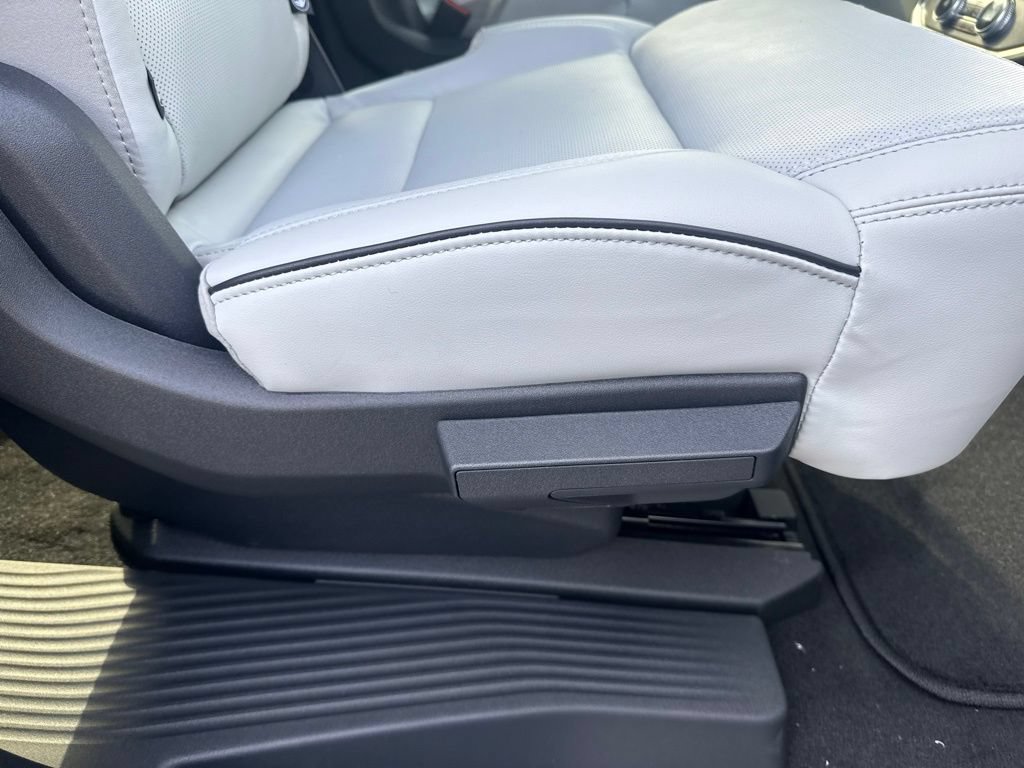New 2025 Ford Expedition Max Platinum w/ Platinum Ultimate Package AWD/4WD image 46