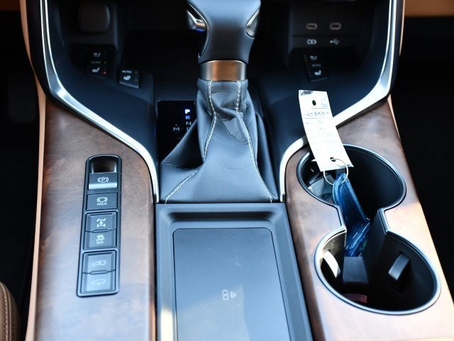 New 2026 Lexus LX 600 4WD w/ Luxury Package image 30