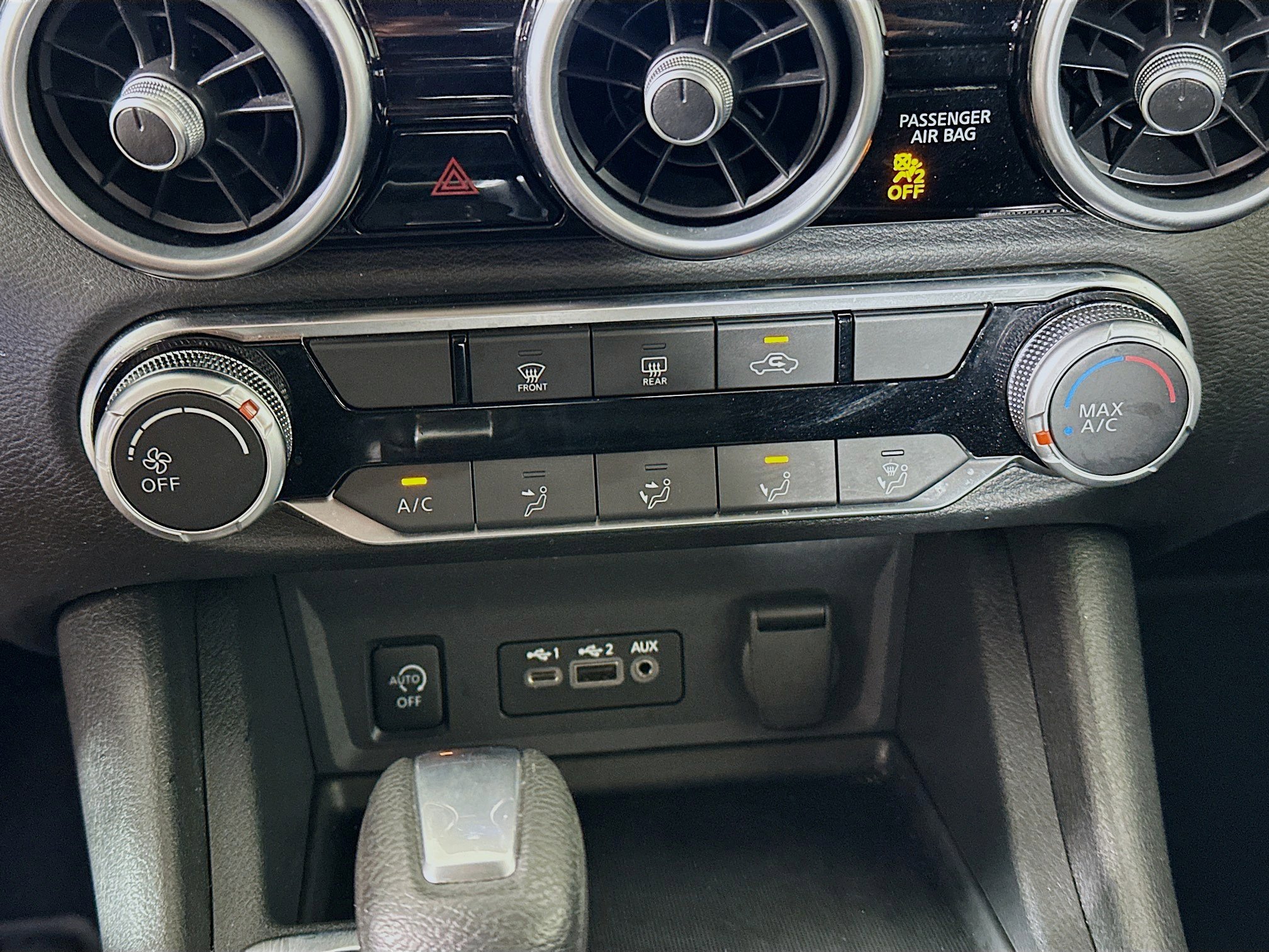 Used 2024 Nissan Sentra SV FWD image 22