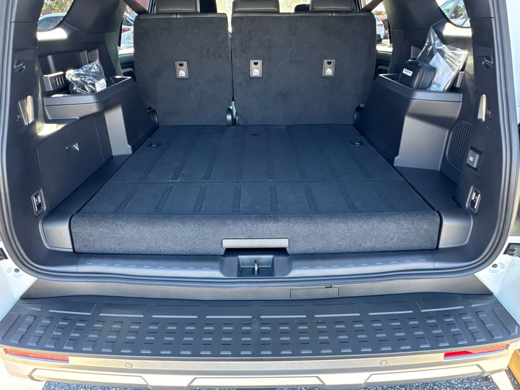 New 2025 Toyota 4Runner Limited image 17