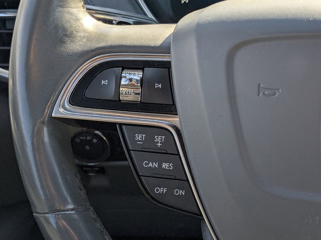 Used 2019 Lincoln Nautilus Reserve AWD/4WD image 21