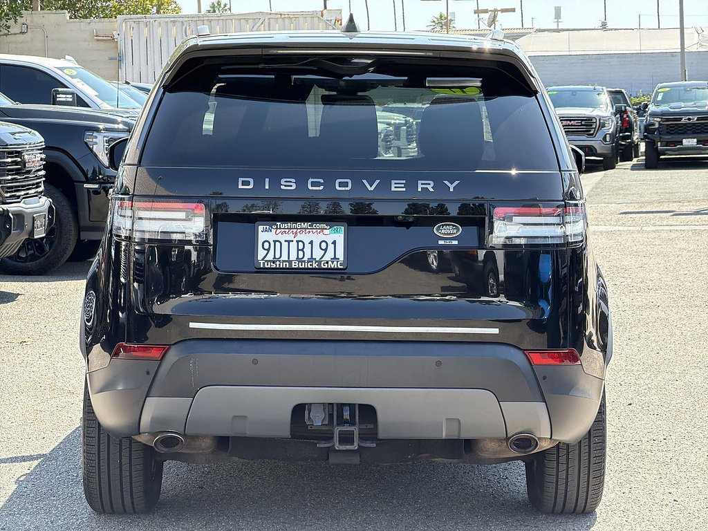 Used 2017 Land Rover Discovery SE AWD/4WD image 6