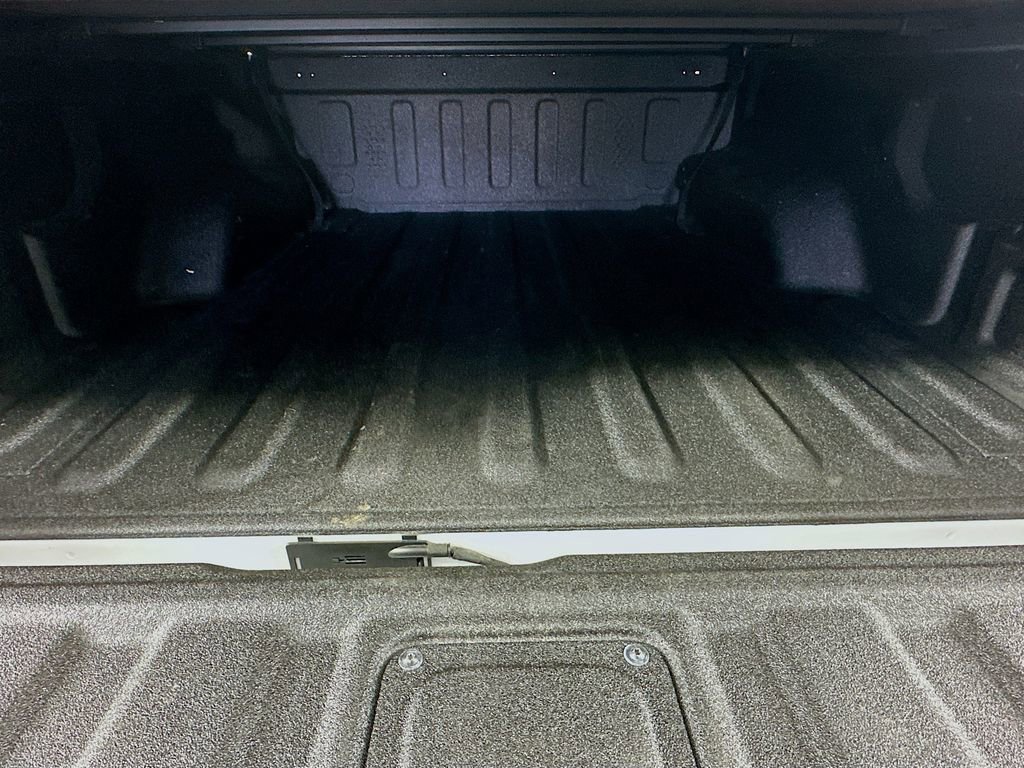 Certified 2024 Jeep Gladiator Sport image 35