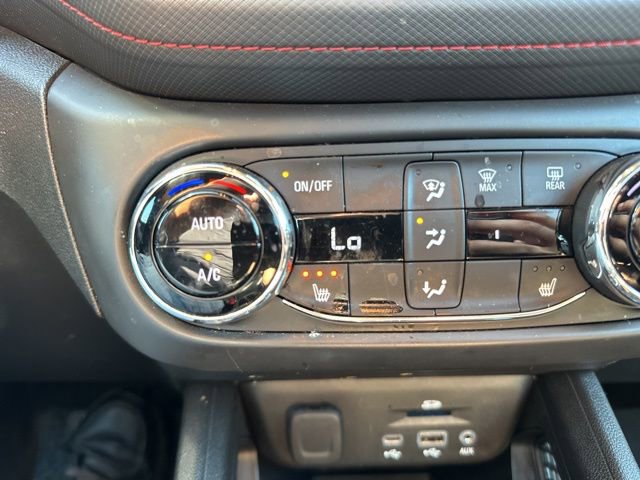 Used 2022 Chevrolet TrailBlazer RS w/ Sun and Liftgate Package AWD/4WD image 43