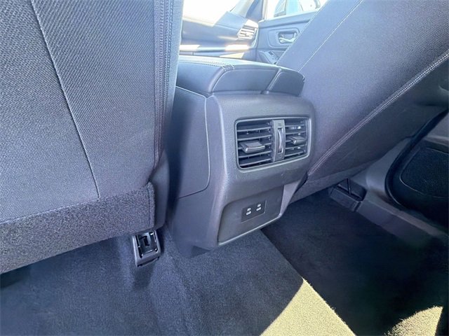 Used 2024 Nissan Rogue SV image 20