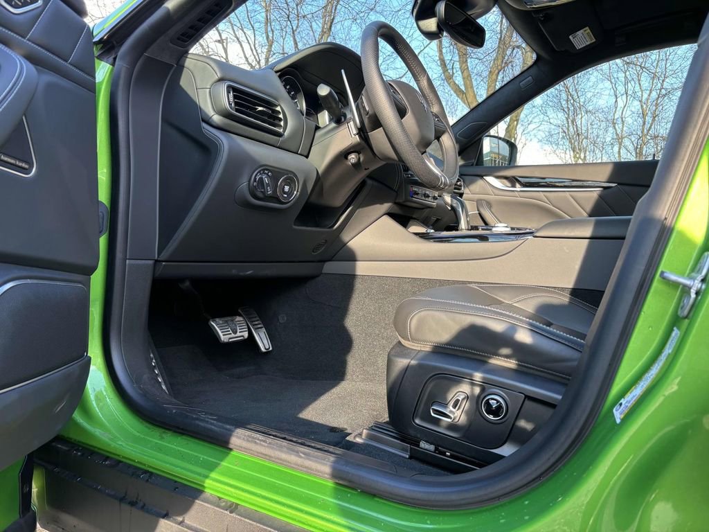 New 2023 Maserati Levante Modena image 23