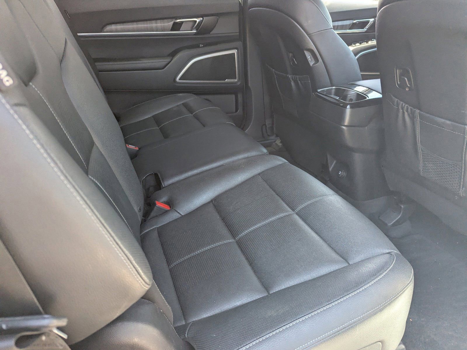 Used 2023 Kia Telluride EX image 14