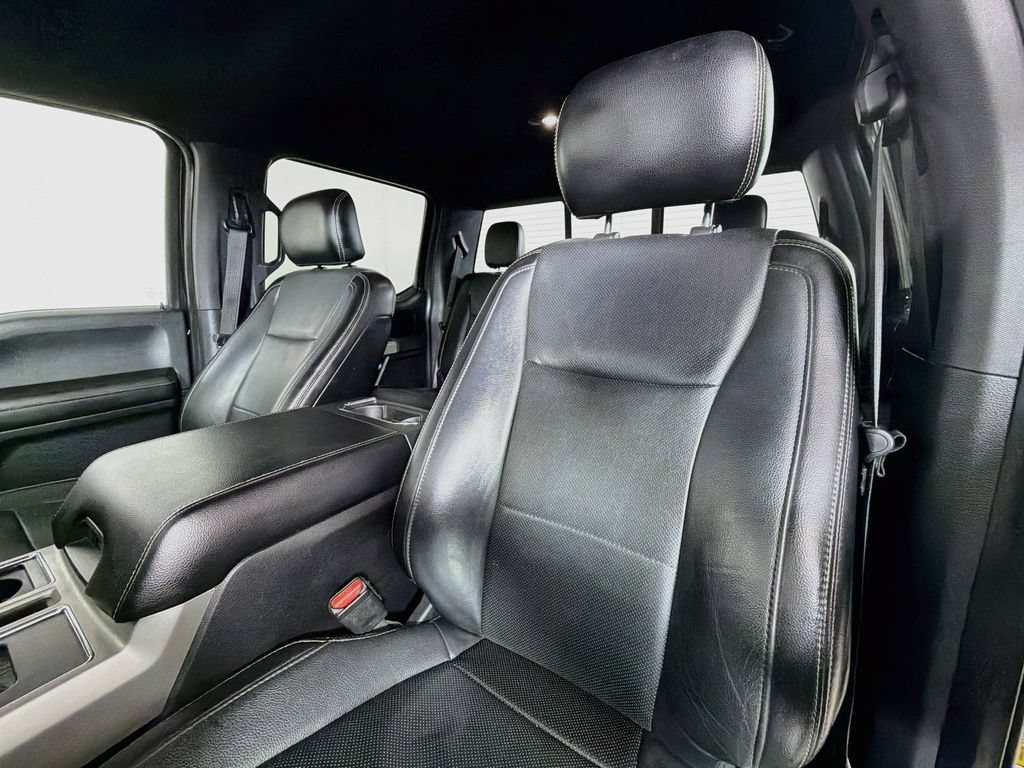 Used 2017 Ford F150 Lariat w/ Equipment Group 502A Luxury AWD/4WD image 12