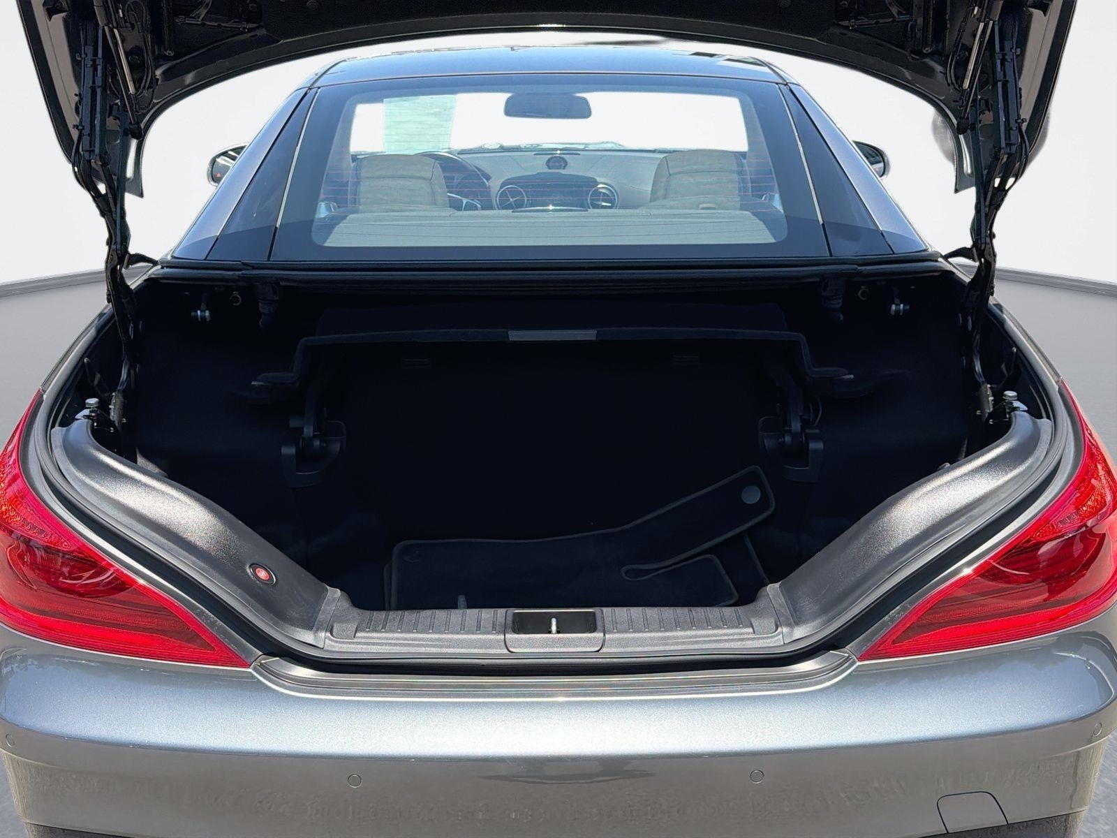 Used 2017 Mercedes-Benz SL 450 image 25