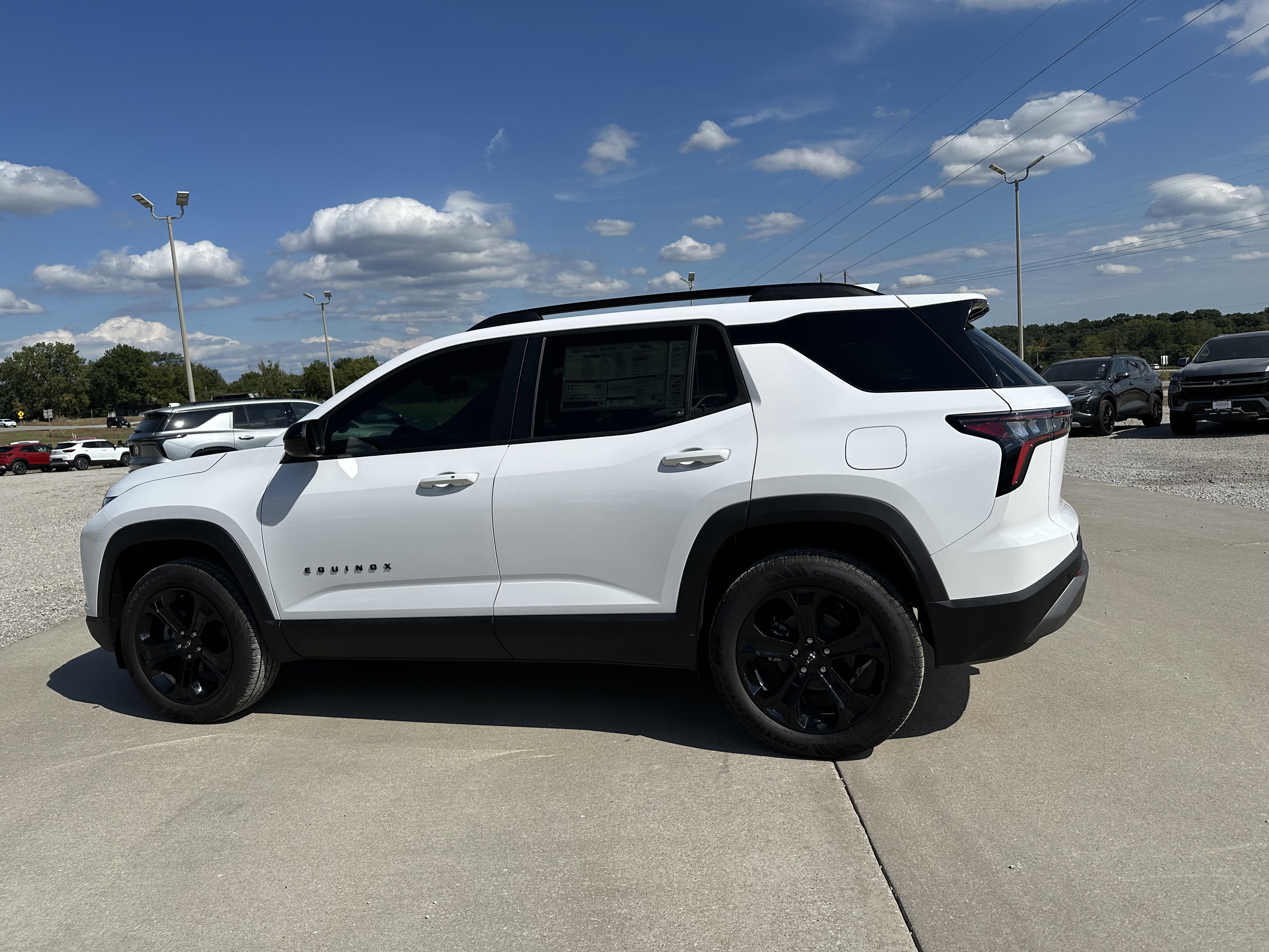 New 2026 Chevrolet Equinox LT w/ Midnight Edition image 4