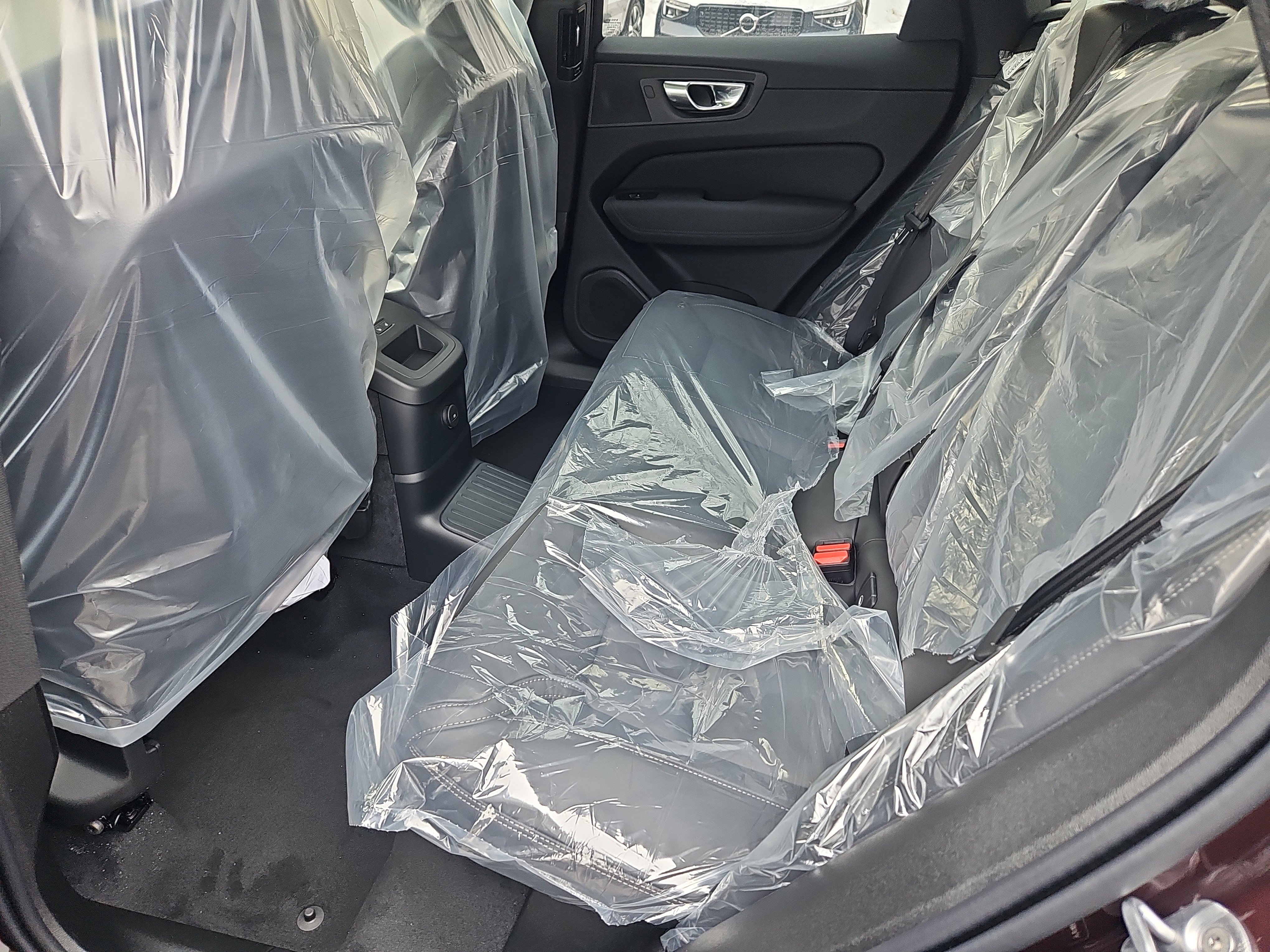 New 2026 Volvo XC60 T8 Ultra w/ Protection Package Premier image 21