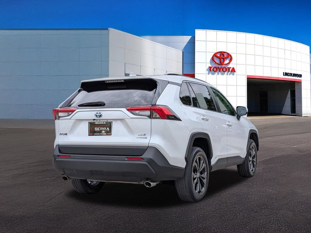 Used 2023 Toyota RAV4 XLE Premium AWD/4WD image 10