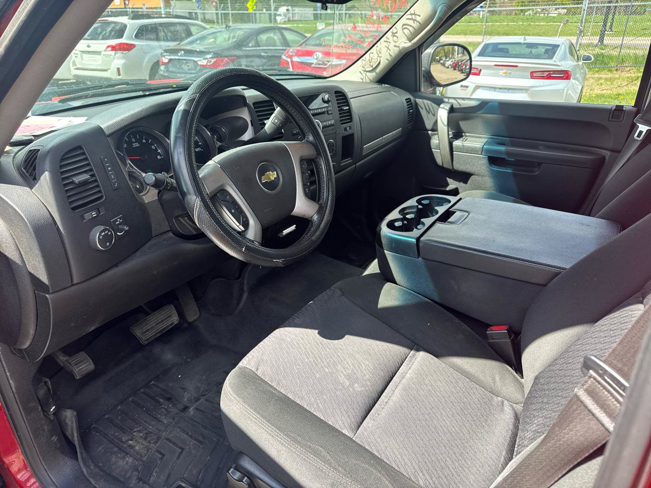 Used 2013 Chevrolet Silverado 1500 LT w/ All-Star Edition AWD/4WD image 9