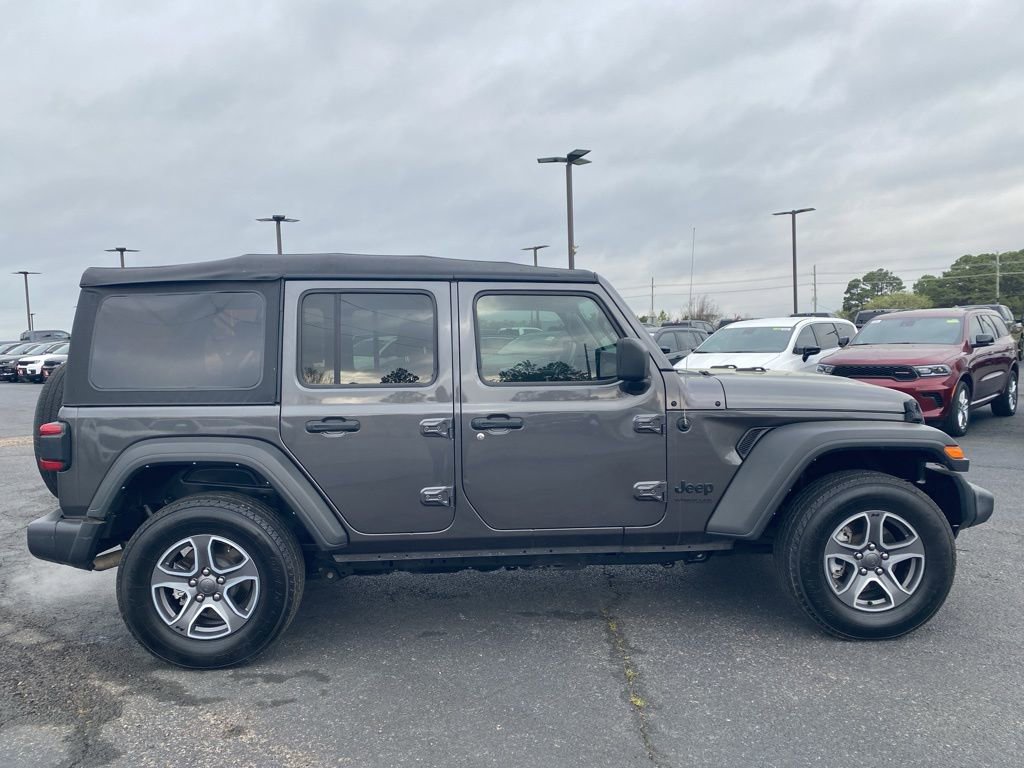 Used 2022 Jeep Wrangler Unlimited Sport image 8