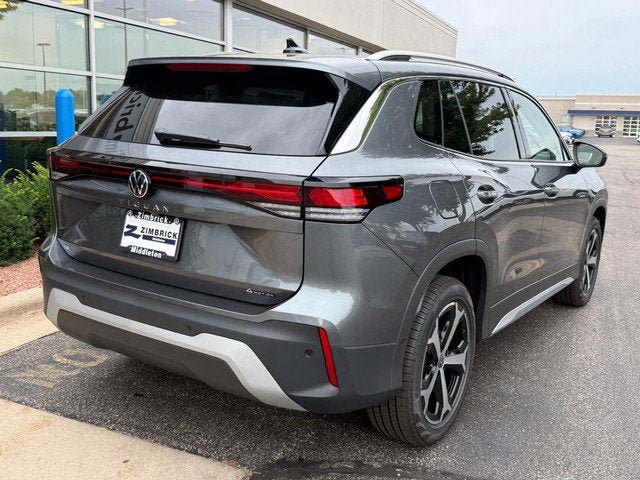 New 2026 Volkswagen Tiguan SE AWD/4WD image 3