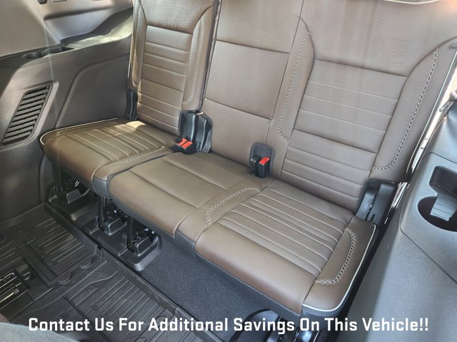 New 2026 GMC Yukon Denali Ultimate w/ LPO, Floor Liner Package AWD/4WD image 24