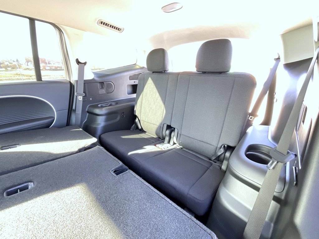 New 2026 Hyundai Ioniq 9 SE image 12