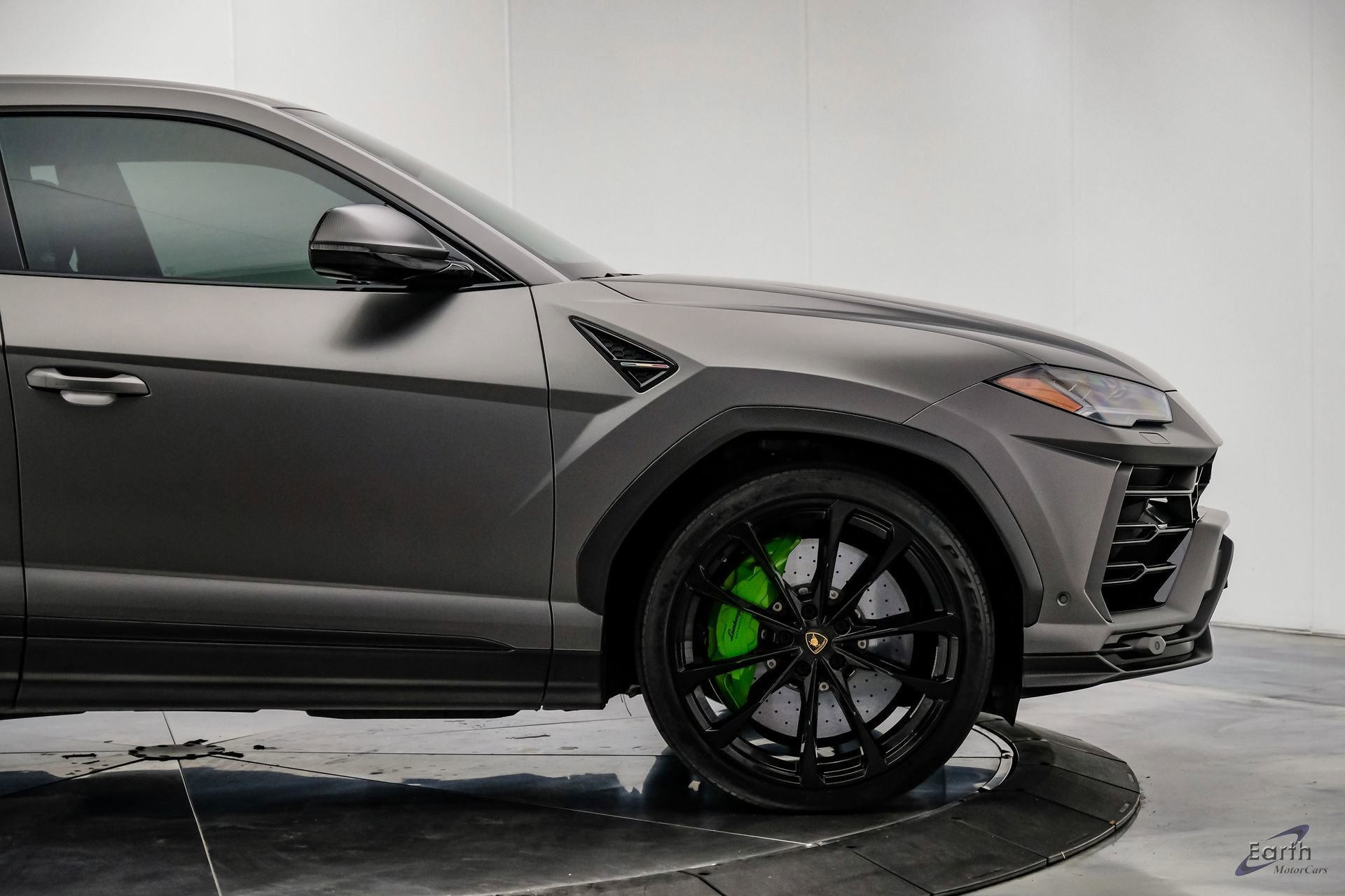 Used 2022 Lamborghini Urus AWD/4WD image 26