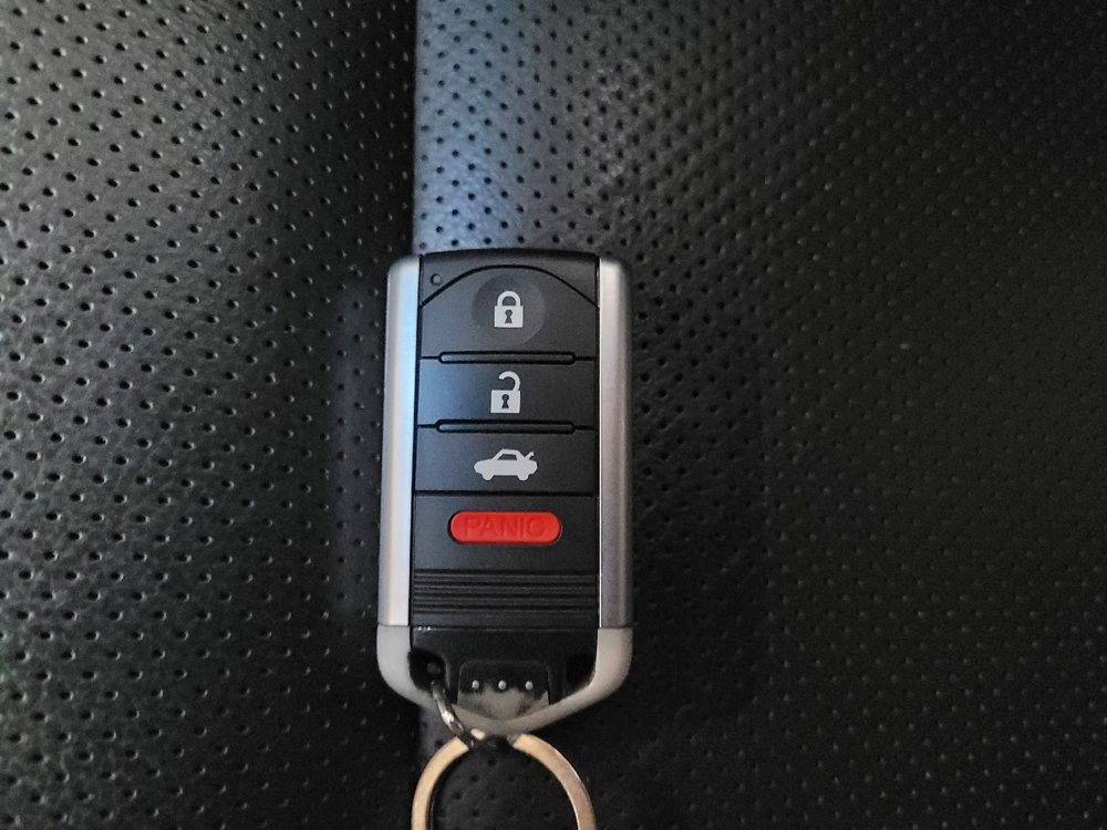 Used 2014 Acura ILX FWD image 32