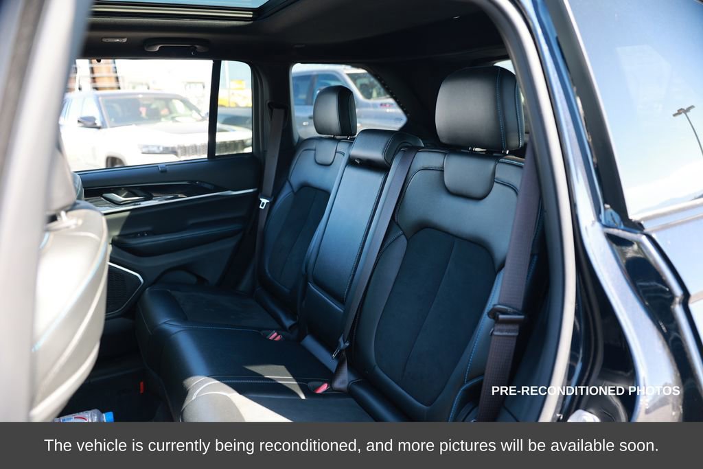 Used 2022 Jeep Grand Cherokee Trailhawk w/ Advanced Protech Group II image 12