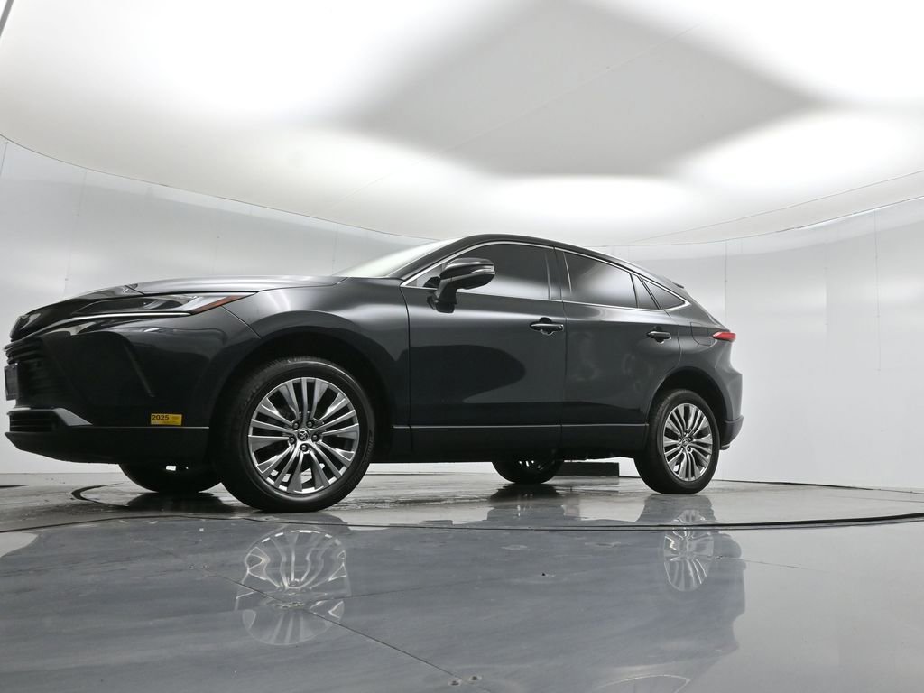 Used 2024 Toyota Venza Limited image 46