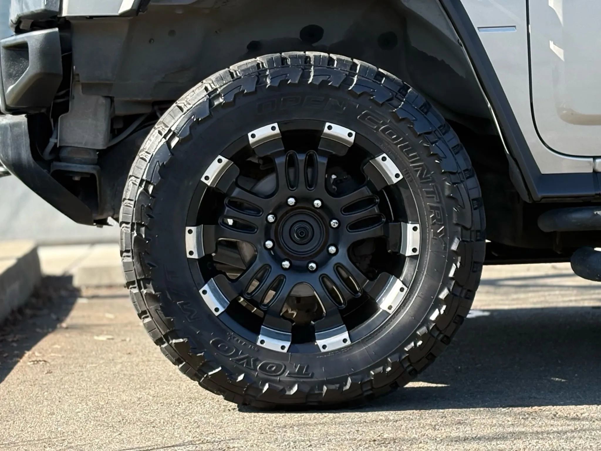 Used 2007 HUMMER H2 Luxury image 29