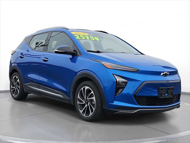 Used 2022 Chevrolet Bolt EUV Premier w/ Sun & Sound Package image 1