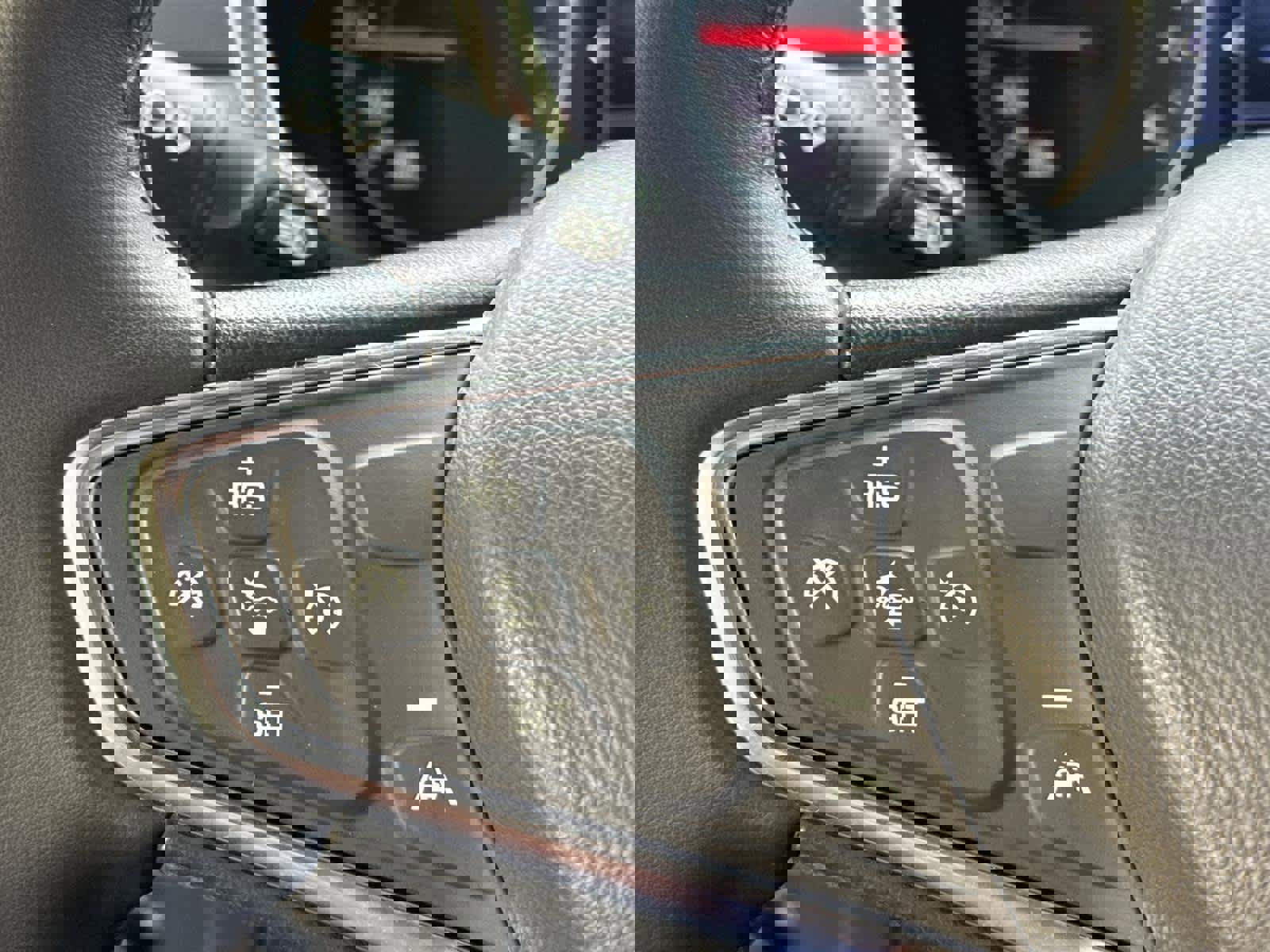 Certified 2024 Chevrolet Equinox LT image 25