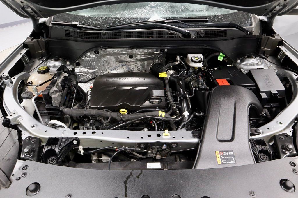 Used 2025 Chevrolet Trax LT w/ Driver Confidence Package image 17