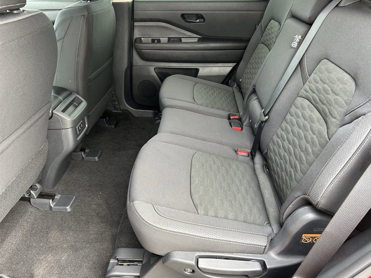 New 2026 Nissan Pathfinder SV FWD image 21