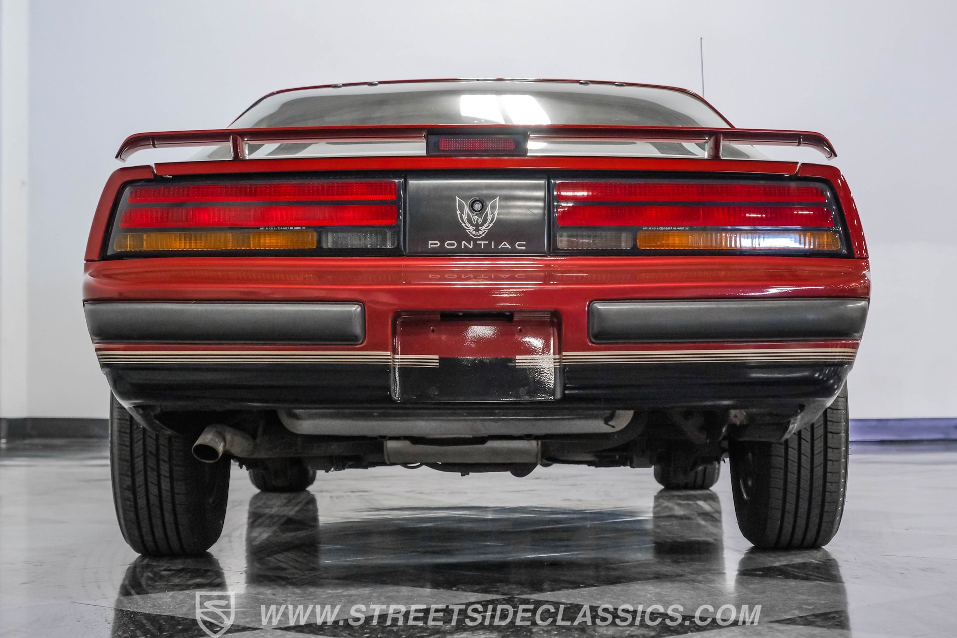 Used 1987 Pontiac Firebird Coupe image 30