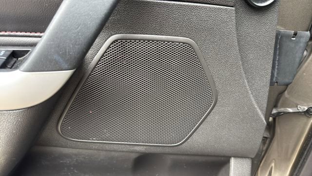 Used 2013 Ford Edge SEL FWD image 12