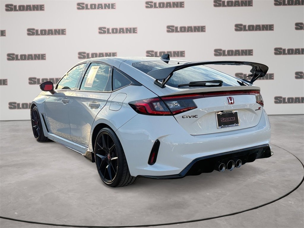Used 2024 Honda Civic Type R image 3