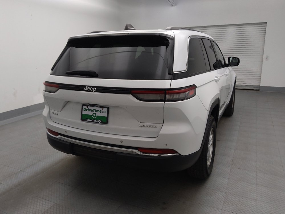 Used 2022 Jeep Grand Cherokee Laredo w/ Luxury Tech Group I AWD/4WD image 7