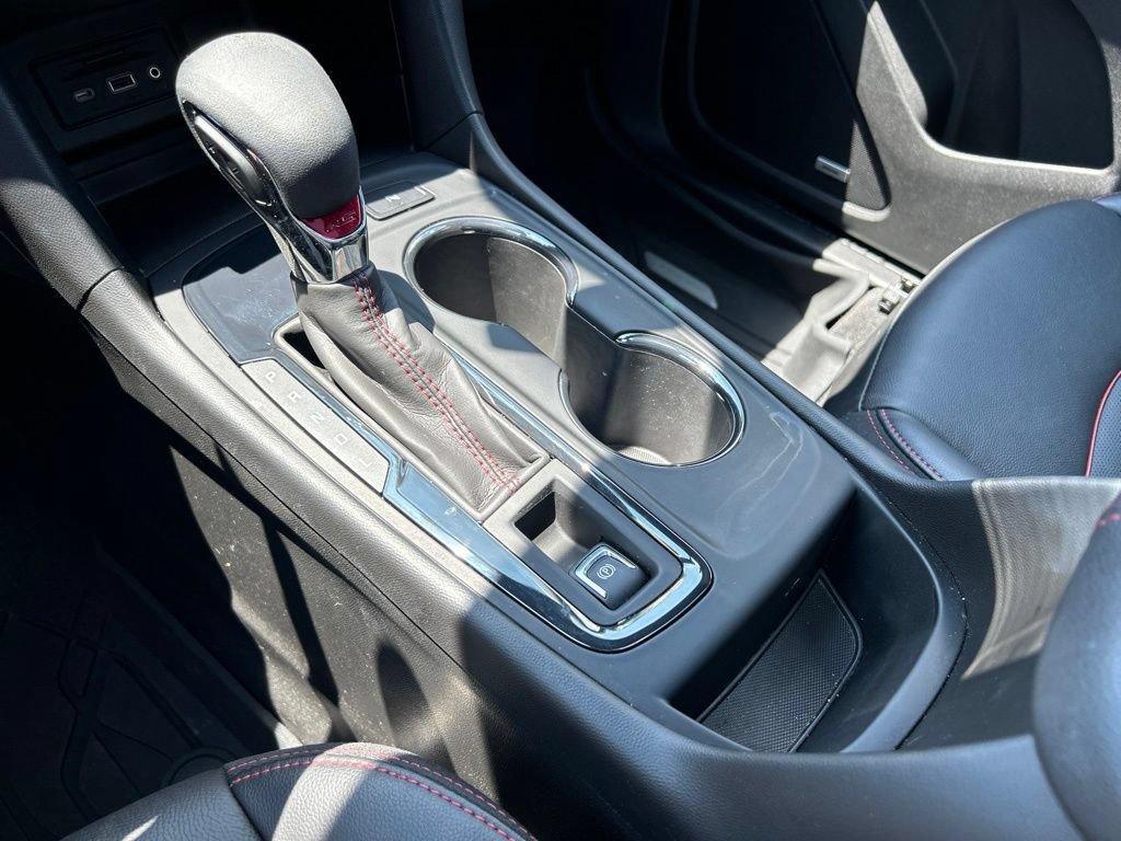 Certified 2022 Chevrolet Equinox RS w/ RS Leather Package FWD image 41