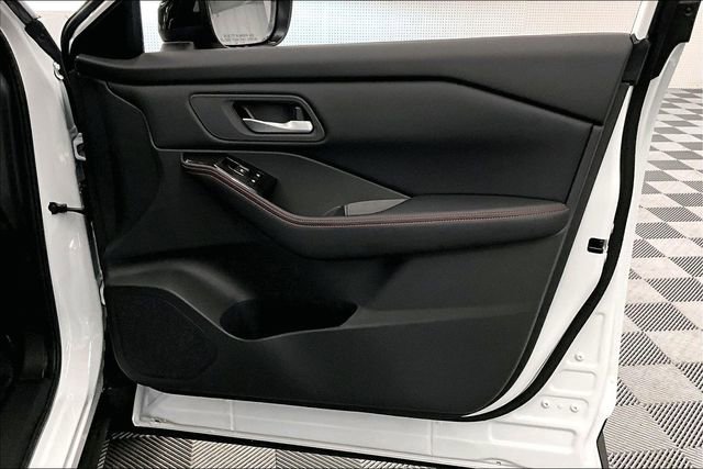 New 2026 Nissan Rogue SV AWD/4WD image 33