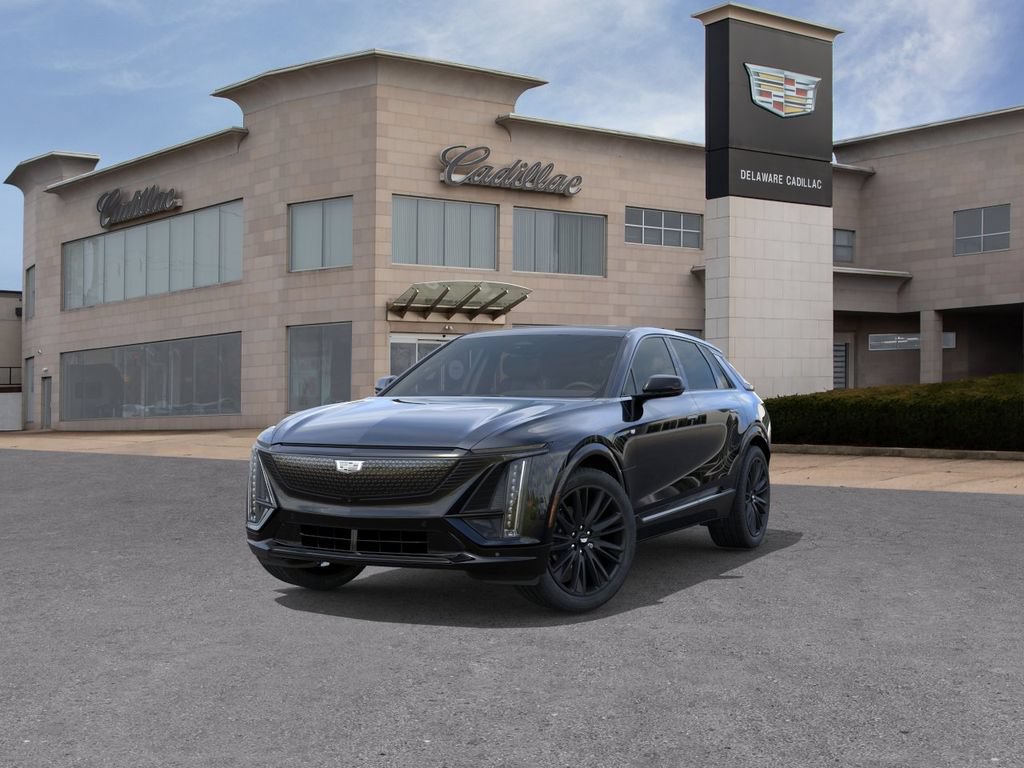 New 2026 Cadillac Lyriq Signature Sport w/ LPO, ONYX Package AWD/4WD image 8