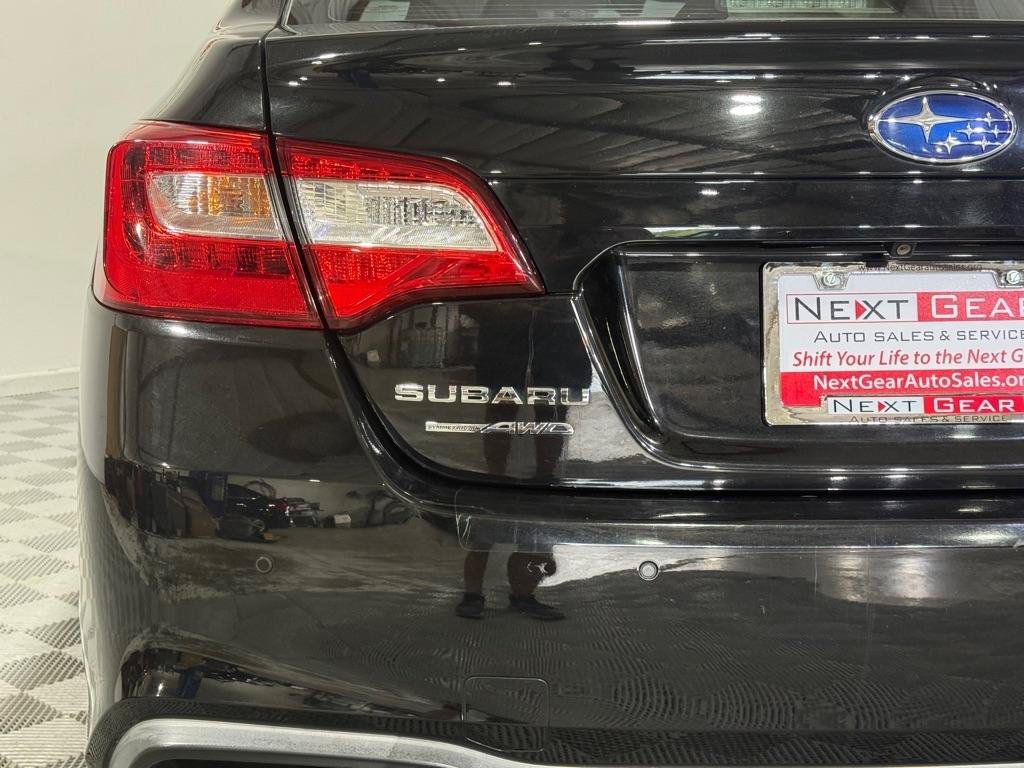 Used 2018 Subaru Legacy 3.6R Limited AWD/4WD image 10