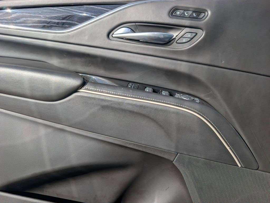 Certified 2023 Cadillac Escalade ESV V AWD/4WD image 19
