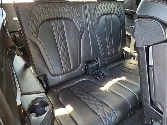 Certified 2024 BMW X7 xDrive40i w/ M Sport Package AWD/4WD image 22