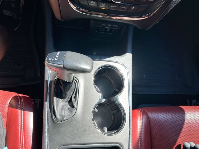 Used 2019 Dodge Durango SRT w/ Technology Group AWD/4WD image 15