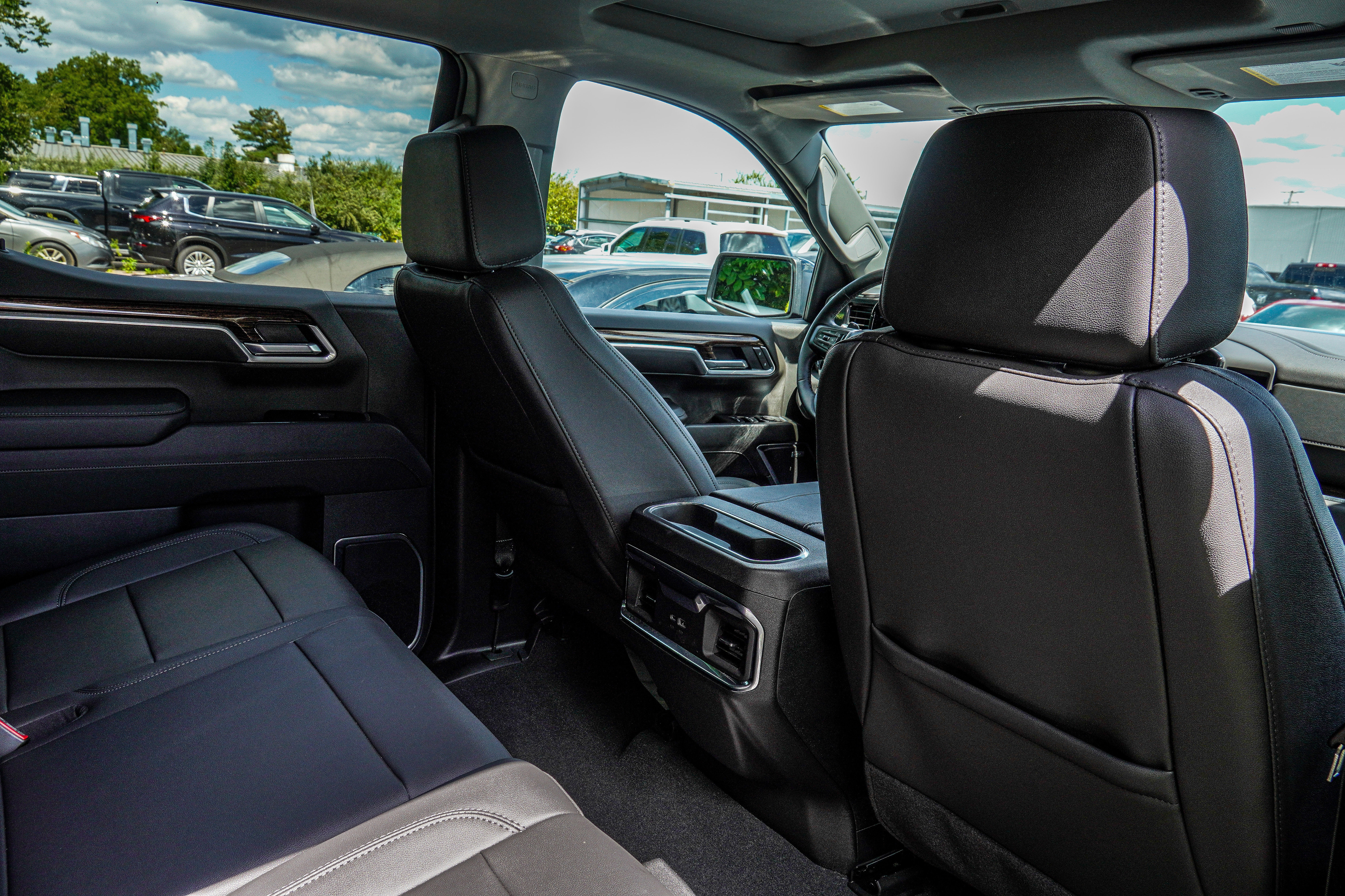 Used 2025 GMC Sierra 1500 Elevation w/ Elevation Premium Package image 43