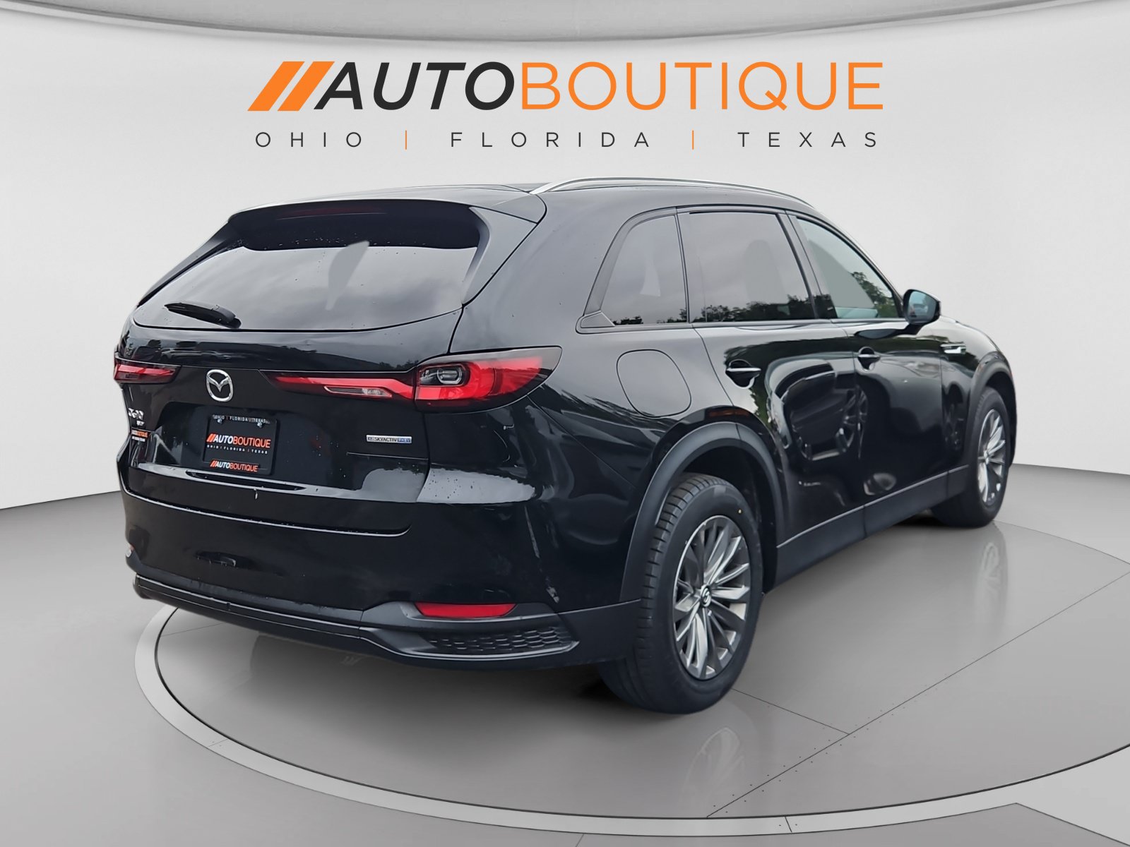 Used 2024 MAZDA CX-90 Plug-In Hybrid w/ Preferred AWD/4WD image 5
