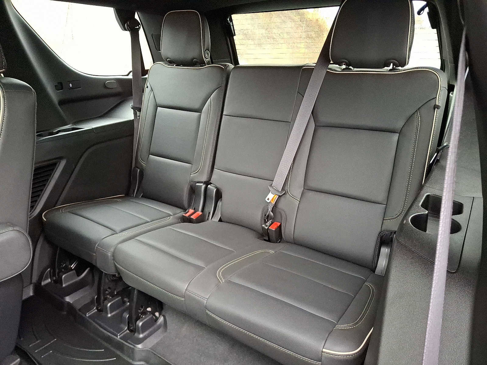 Used 2023 Chevrolet Tahoe Premier image 11