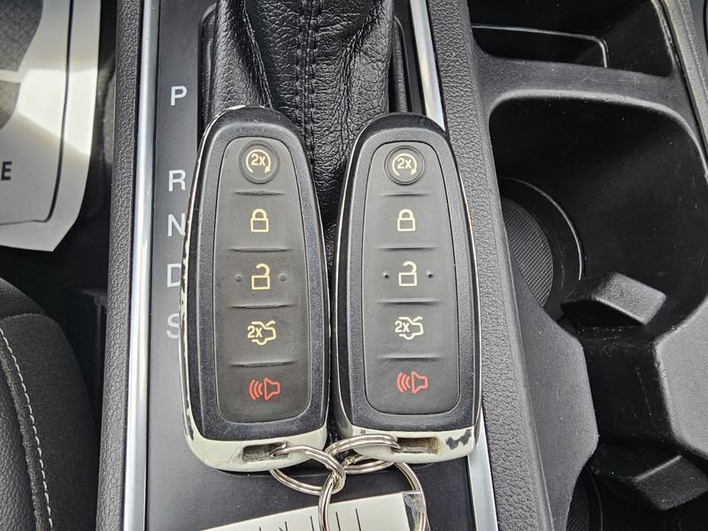 Used 2019 Ford Escape SEL AWD/4WD image 47